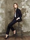 Tailleur pantalon noir rayé de Pablo Tailleur pantalon noir rayé de Pablo