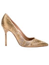 Escarpins "BB" dorés de Manolo Blahnik pour le Printemps Escarpins "BB" dorés de Manolo Blahnik pour le Printemps