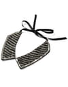 Collier col noir et argent de New Yorker Collier col noir et argent de New Yorker
