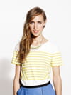 Tee-shirt blanc aux rayures géométriques jaunes de Comptoir des Cotonniers Tee-shirt blanc aux rayures géométriques jaunes de Comptoir des Cotonniers