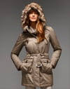 Parka à capuche en fausse fourrure de Camaïeu Parka à capuche en fausse fourrure de Camaïeu