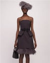 Robe à plumes de Paule Ka Robe à plumes de Paule Ka