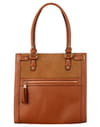 Sac camel avec pompon de New Look Sac camel avec pompon de New Look