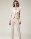 Tailleur beige de Deby Debo Tailleur beige de Deby Debo
