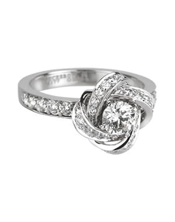 Ava Pivoine de Boucheron Photo © Boucheron Ava Pivoine de Boucheron Photo © Boucheron